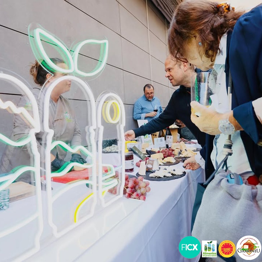 Estand de Alimentos del Paraíso en La Academia de Artes y las Ciencias de Madrid